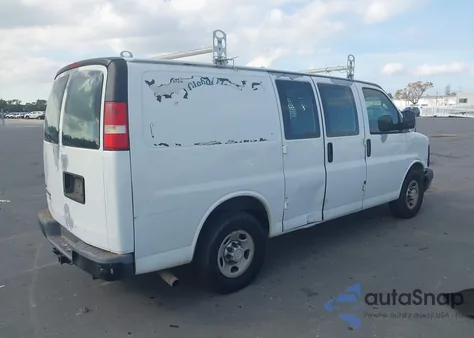 2011 Chevrolet Express 2500 Work Van from USA, damaged, VIN 1GCWGFCA7B1126804